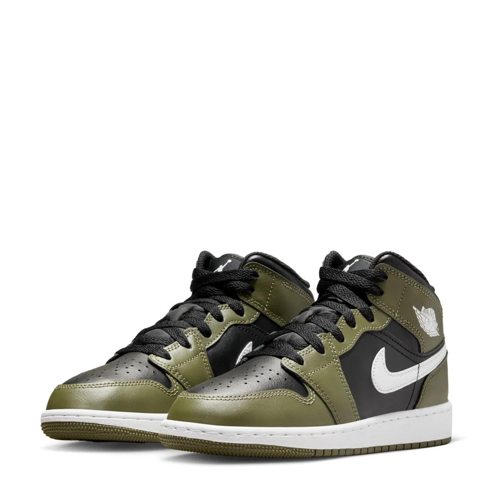Nike Black/ Olive JORDAN size 2 
AJ 1 MID - YOUTH ( boys )